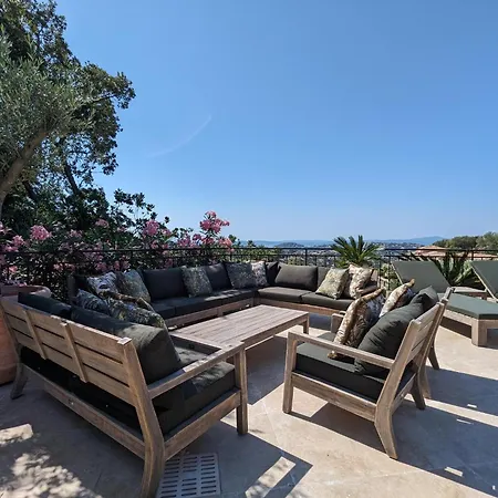 فيلة Dolce C7 سانت ماكسيم